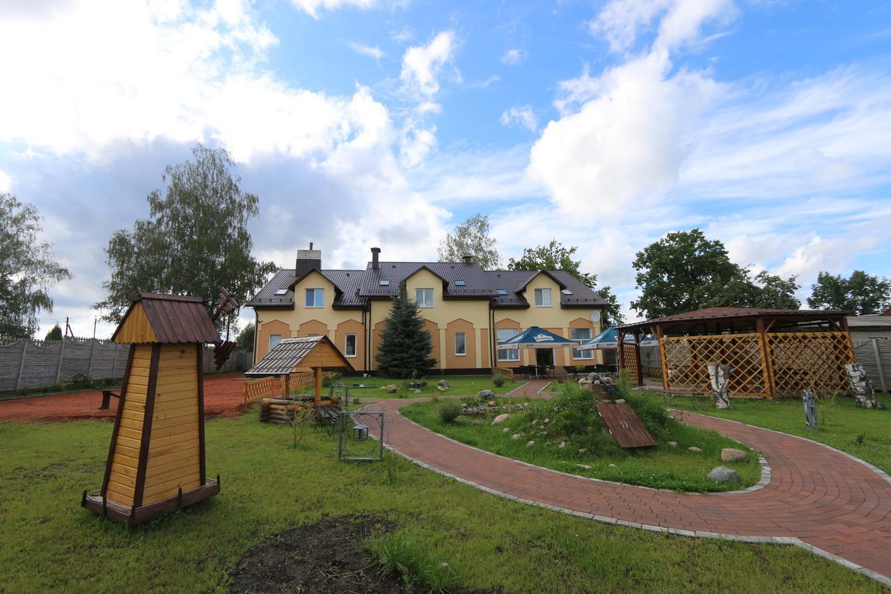 Gostinnyi Dvor Polotsk Polatsk Exterior photo